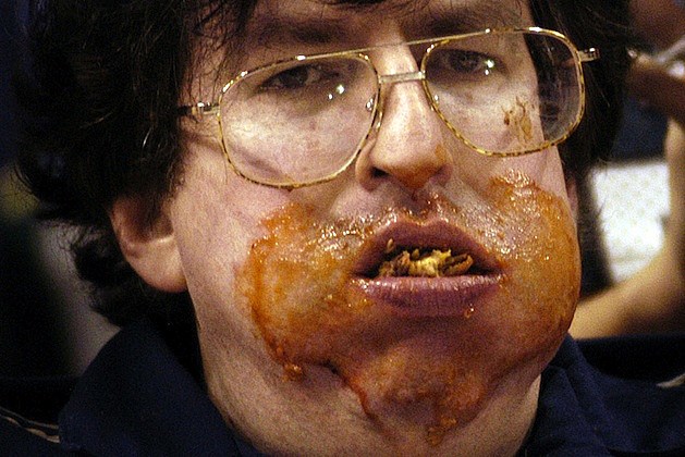 Wing Eating Wing Eating