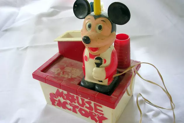 Mickey Mouse Electric Toothbrush Mickey Mouse Electric Toothbrush