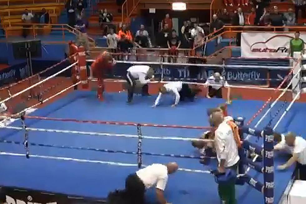 Furious Boxer Goes Nuts, Beats Up Referee After Losing Match