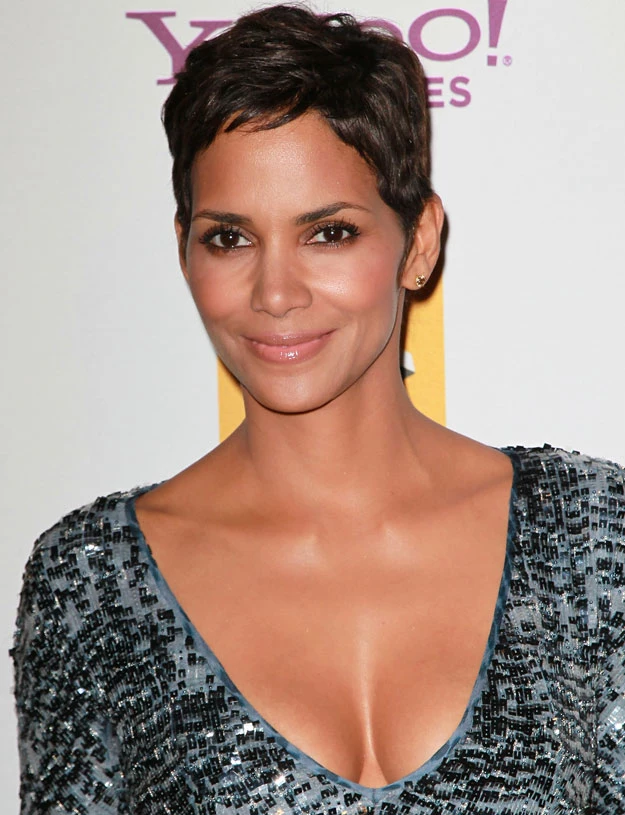 Halle Berry Bio